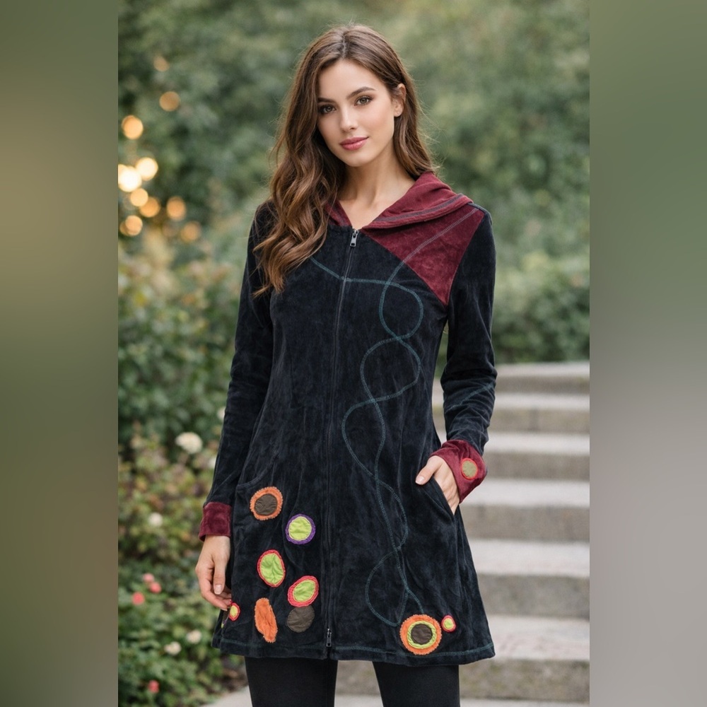 GURU black and red bohemian-style jacket medium EUC.